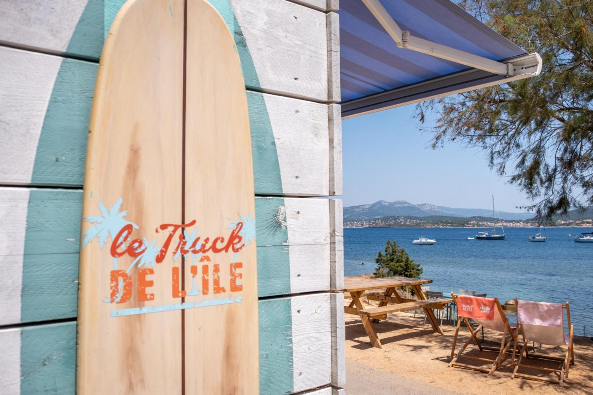 Hotel Helios & Spa - Ile Des Embiez Six-Fours-les-Plages Exterior photo