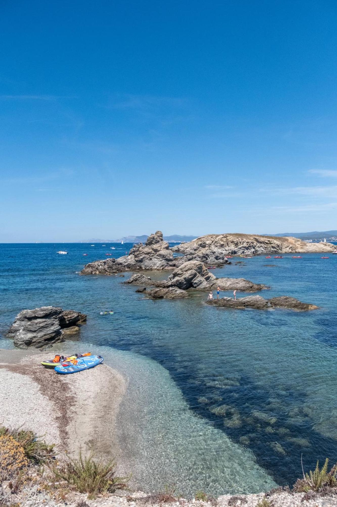 Hotel Helios & Spa - Ile Des Embiez Six-Fours-les-Plages Exterior photo